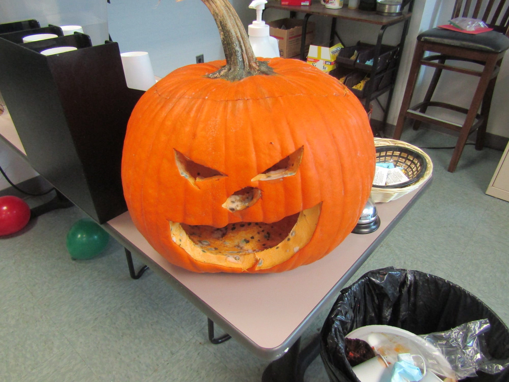 
          
            Halloween, 2022 at the Gesher Clubhouse
          
        